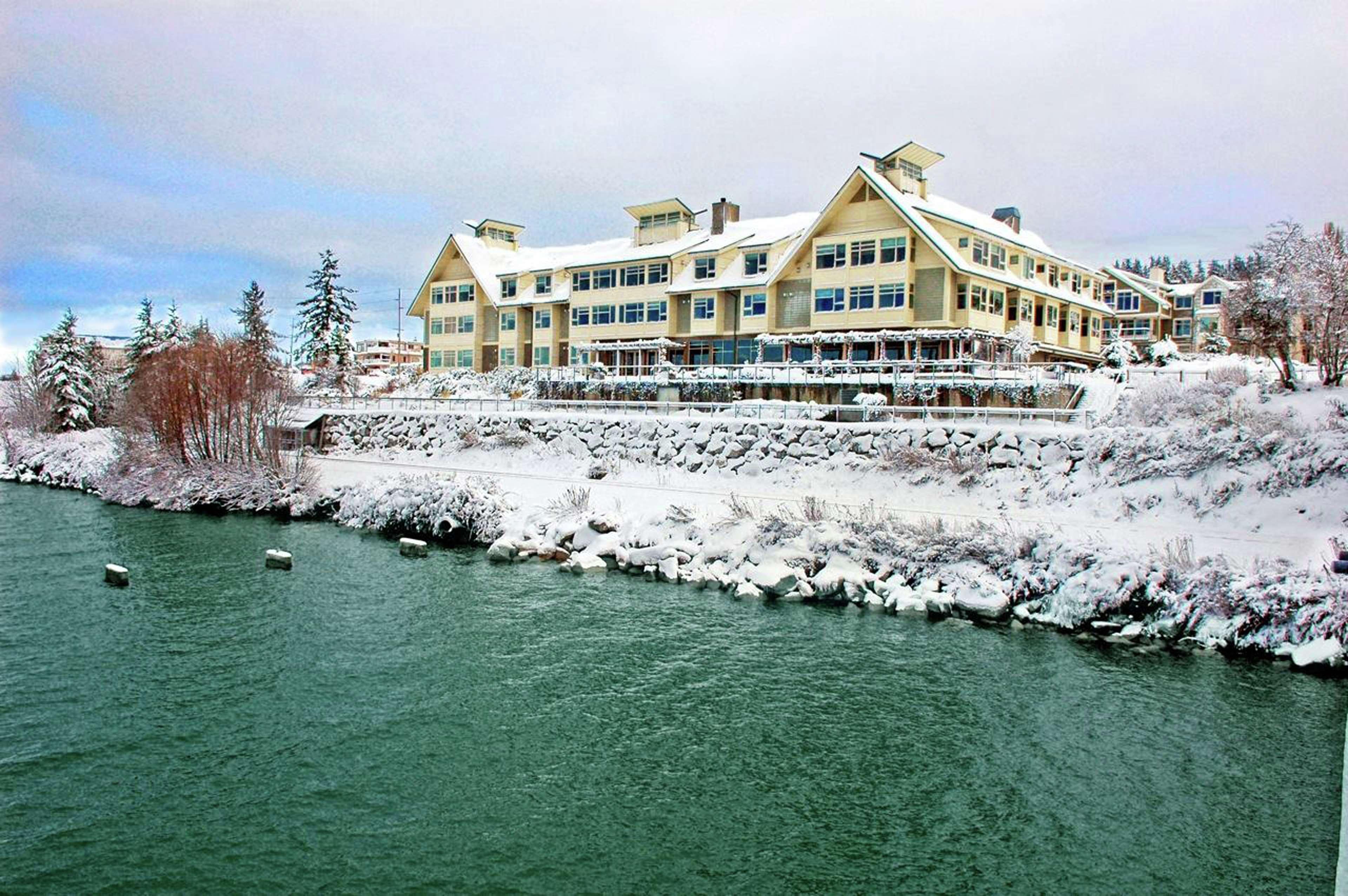 Chrysalis Inn & Spa Bellingham, Curio Collection By Hilton Exterior photo